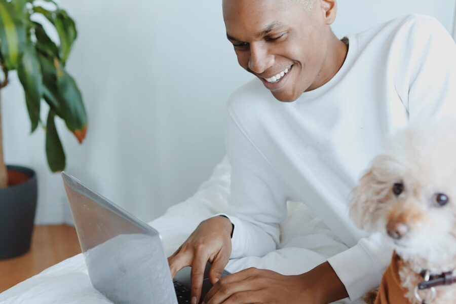 Image: Freelancer Working on Laptop