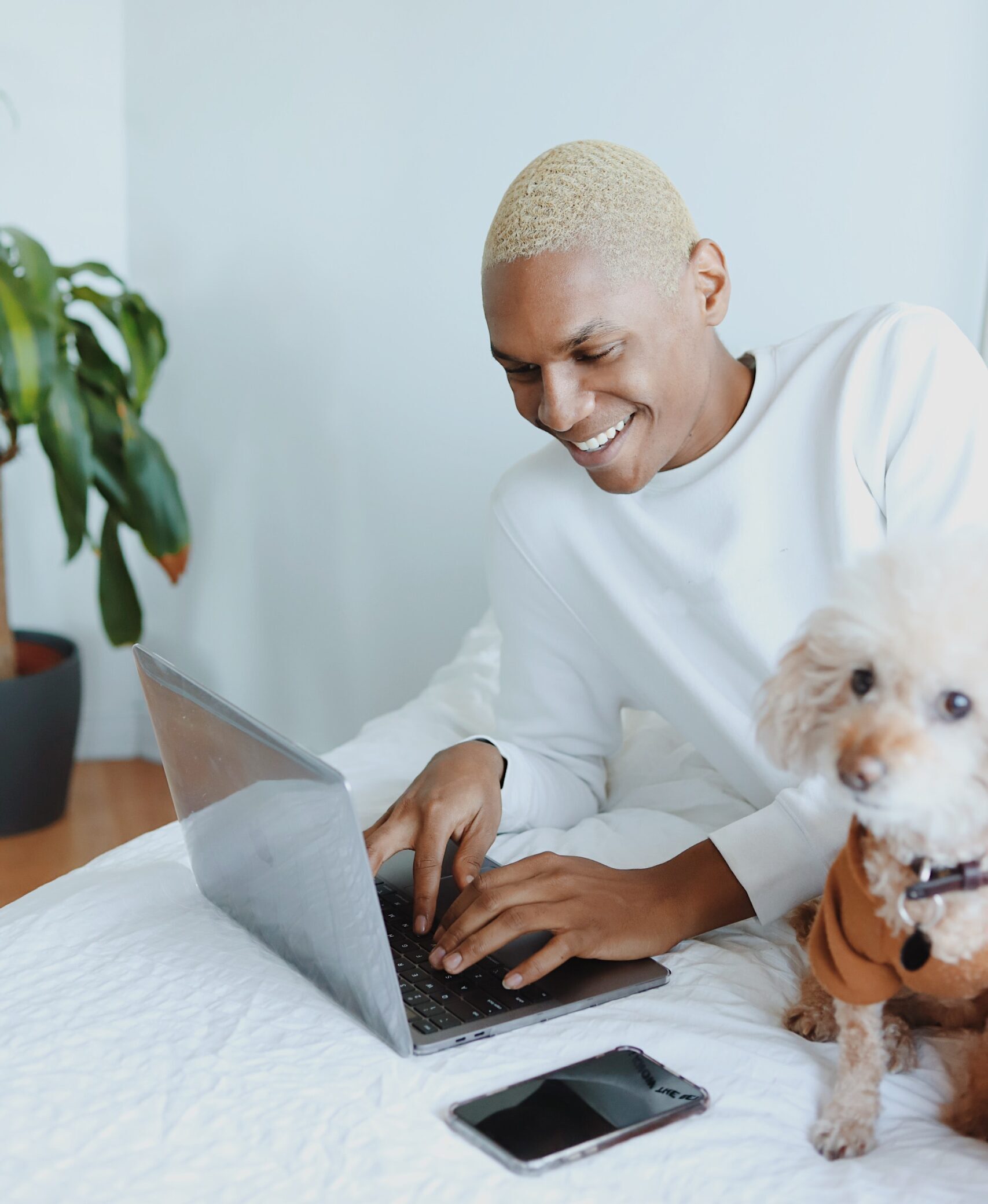 Image: Freelancer Working on Laptop